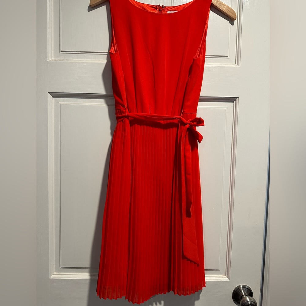 White House | Black Market beautiful Orange midi Dress SZ 4 Excellent Condition